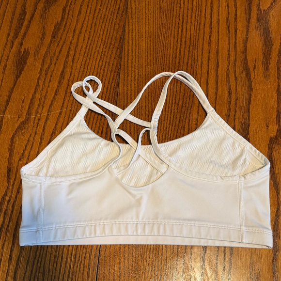 Nike sports bra bundle - Picture 4 of 7